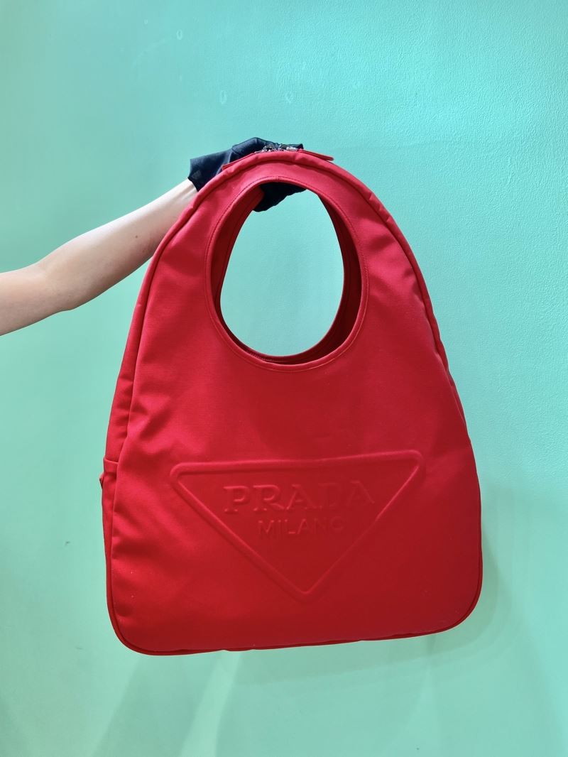 Pra*a tote bags